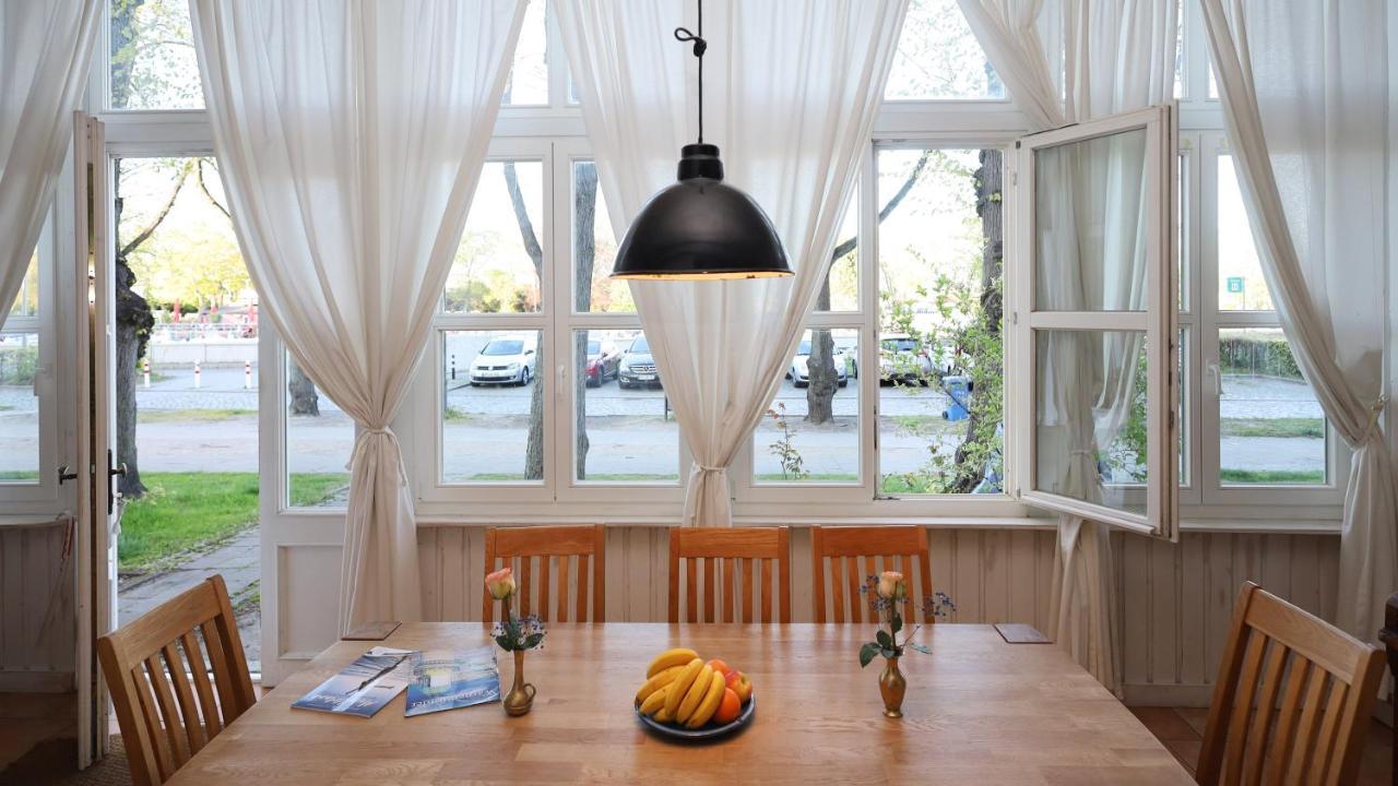 Ferienwohnungen -Am Strom 41- In Warnemuende Rostock Esterno foto